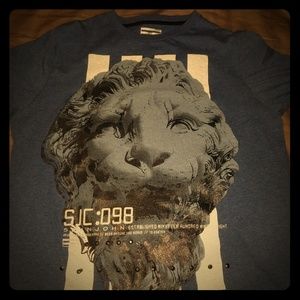 Sean john lion shirt 🦁